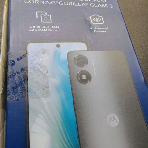 Motorola e14 Android 14 smartphone like new, 4GB RAM 64GB storage