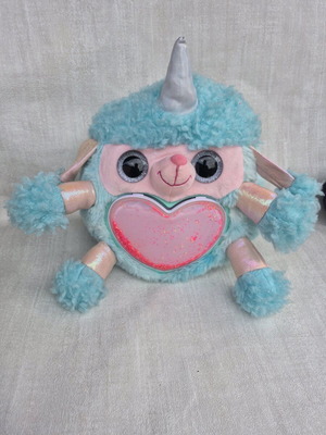 Zuru Trend Einhorn Blindbox plush doll blue and pink like new
