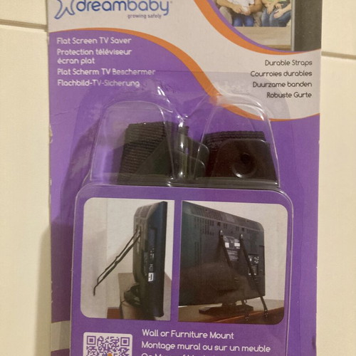 Flat Screen TV Saver DreamBaby new, safety straps for children