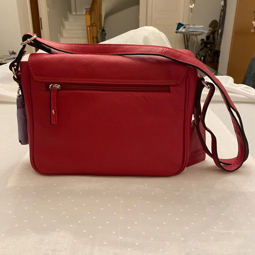 Carpisa red leather shoulder bag new