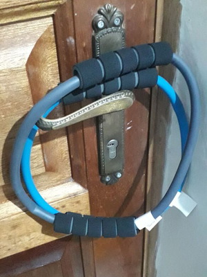 Pair of exercise resistance bands unused