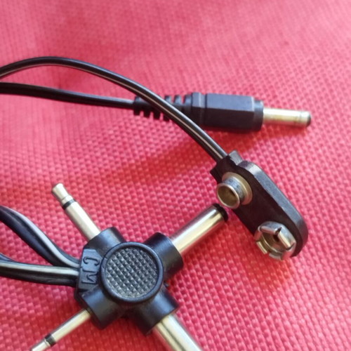 Ac Adapter 18Watt like new with adjustable voltage and polarity