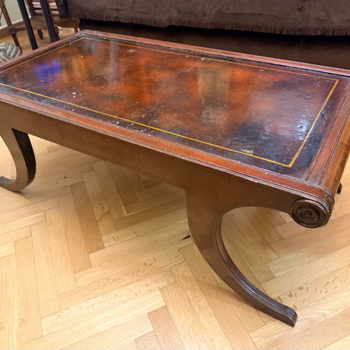 Weiman Regency scroll top wooden coffee table used