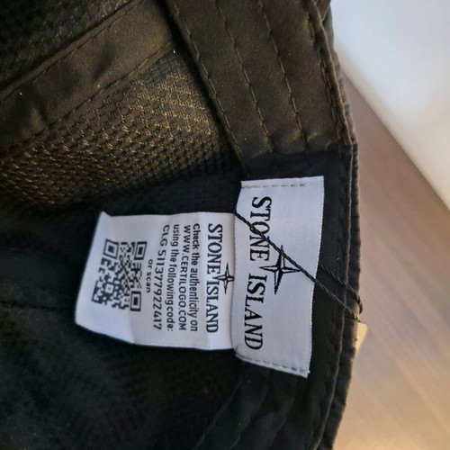 Καπέλο Stone Island μαύρο σαν καινούργιο