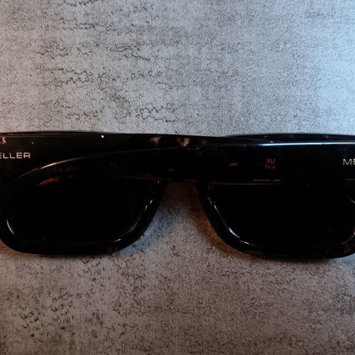 Meller Kira Tigris Carbon sunglasses like new, tortoiseshell, polarized lenses