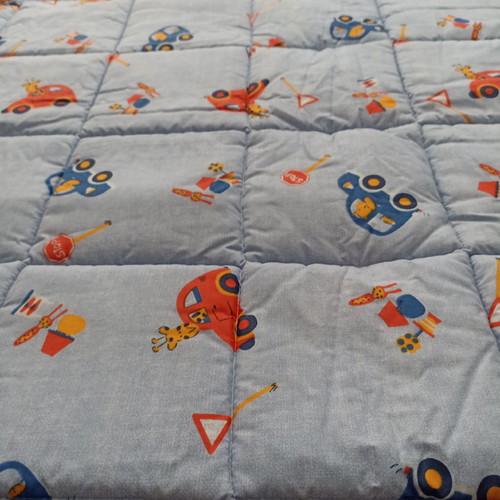 Double quilt new two-sided with blue and soft yellow trim