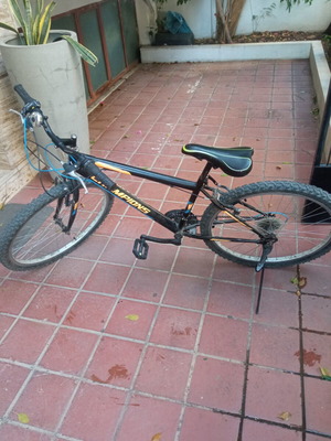 Champions City Bicycle like new, black, men's, V-Brakes, gears