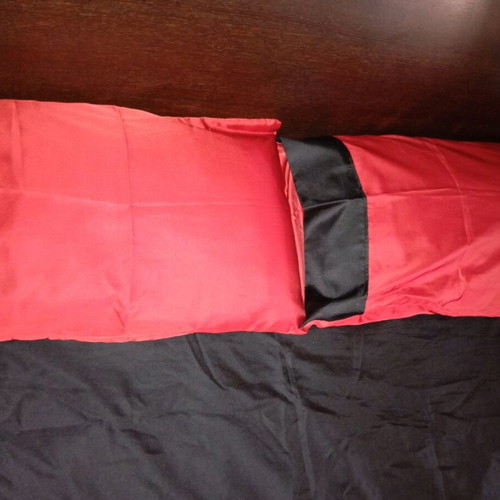 Palamaiki satin bed sheets new for double bed black-red