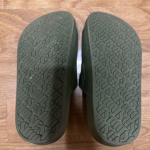 Freedom Moses casual shoes like new, size 28-29, khaki