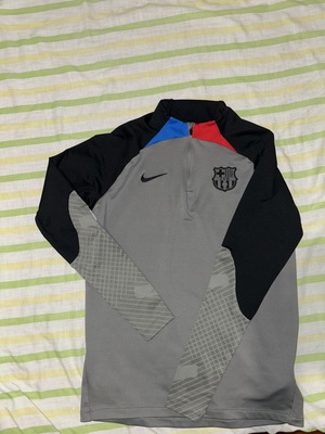 Barcelona Dri-FIT Compression long-sleeve shirt, size M