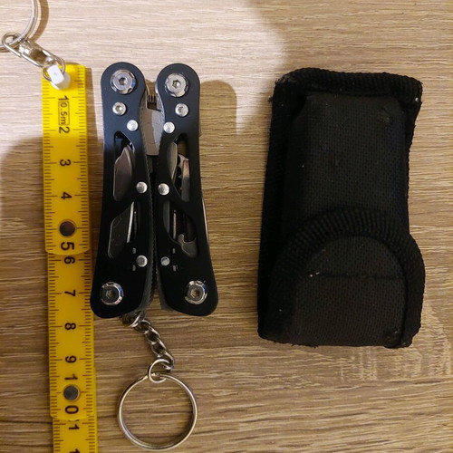 Multi tool brelok like new