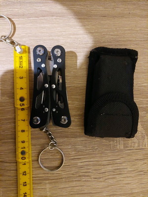 Multi tool brelok like new