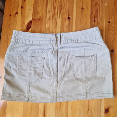 Beige mini denim skirt Benetton like new, size S
