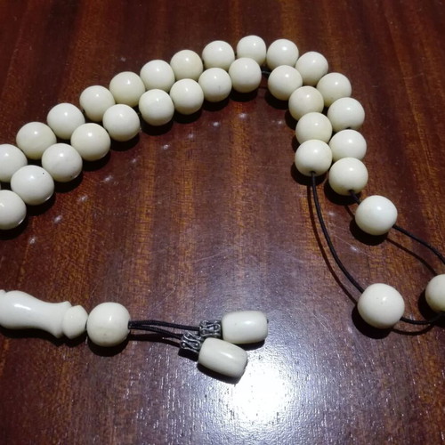 Worry beads made of authentic bull horn like new
