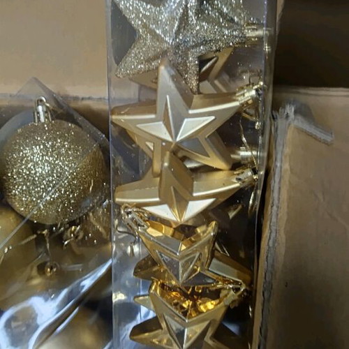 Gold Christmas tree ornaments new, set of 248 pieces