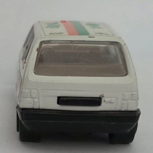 Burago Fiat Uno 262 Totip Racing 1:43 diecast car