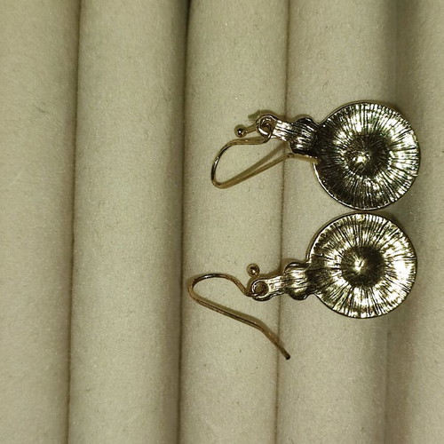 Earrings like new, set with 1 pair and 2 single dangle earrings