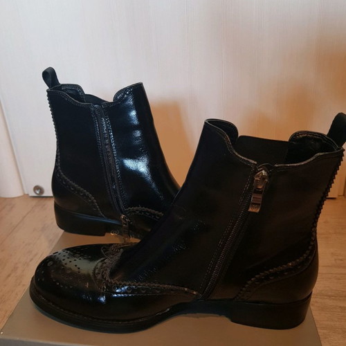 Migato brogue boots new, black, size 39