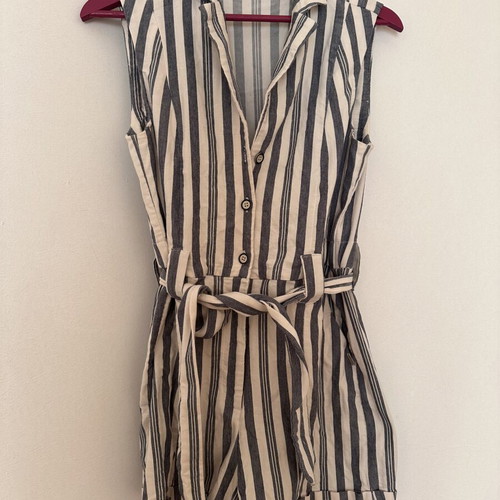 Striped short jumpsuit with belt and pockets Toi&Moi like new, size S