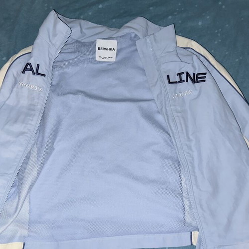 Bershka jacket like new, size L, white and turquoise