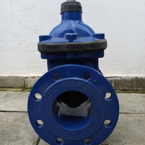 Valve DN 100 elastic sealing new, PN16 GGG50 flange connection