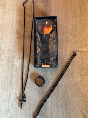 Watch and jewelry set new