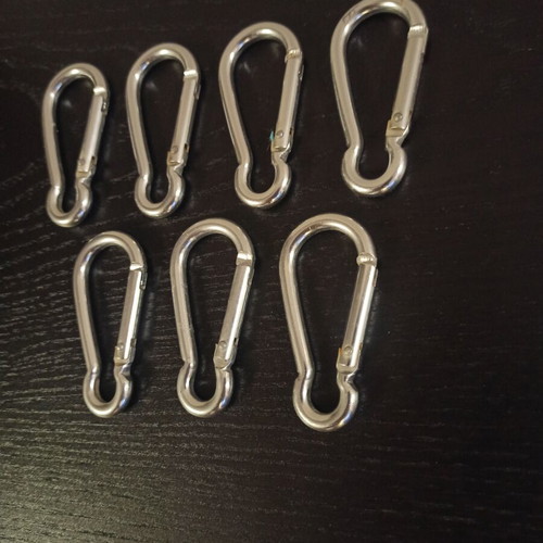 Safety hooks pack of 7 like new