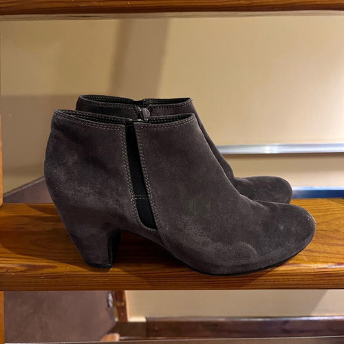 Hogl women's heeled shoes gray like new, genuine leather