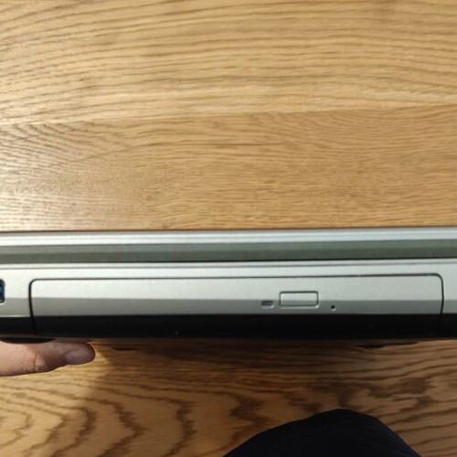 Dell Inspiron 17R SE 7720 laptop used, i7, 17.3", Nvidia GT 650M, 2 SSD, Linux