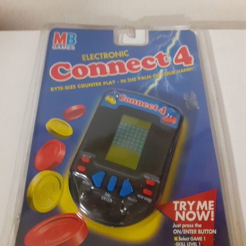 Connect 4 handheld electronic game MB 1996