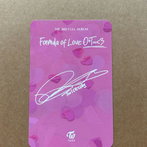 Dahyun Formula of Love photocard like new