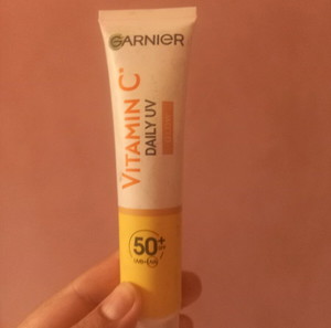 Garnier SkinActive Vitamin C Daily UV Αντηλιακή Κρέμα Προσώπου SPF50 με Χρώμα 40ml
