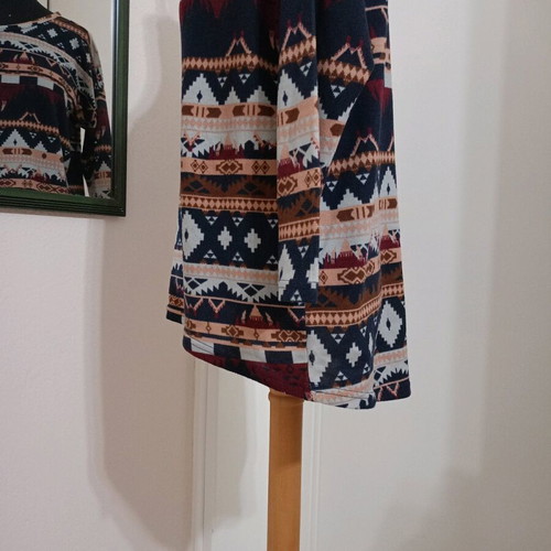 Women's blouse with ethnic/boho pattern like new, sizes M-L
