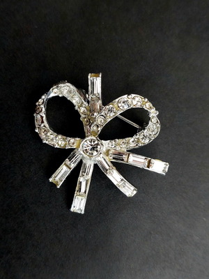 Vintage metal brooch