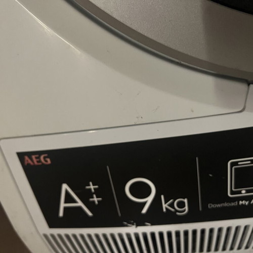 AEG 8000 Series AbsoluteCare dryer like new, 9 kg, A++ energy class