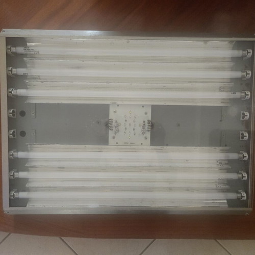Ati 6×24W T5 + LED aquarium light used with app control and Noctua fans