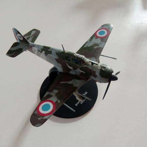 BLOCH MB 152 miniature airplane like new, De Agostini, scale 1/72