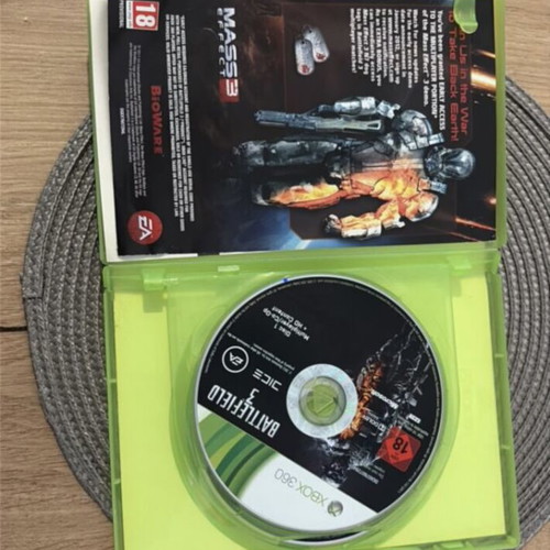 Battlefield 3 Xbox 360 used, fully functional