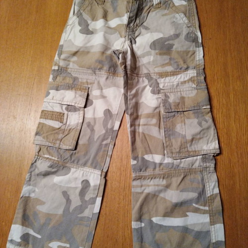 Benetton military pants like new for 4-5 years old