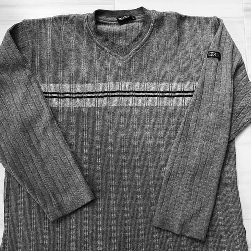 Hugo Boss men's sweater like new, gray and black, size L