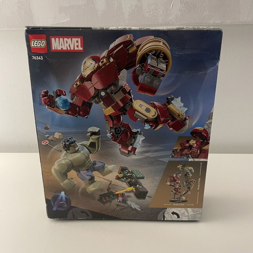 Lego Marvel 76343 Epic Battle set