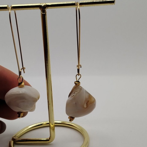 Handmade earrings with coral and stainless steel, new, beige and gold