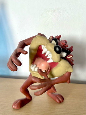 Φιγούρα Tazmanian Devil Disney 17cm σαν καινούργιο