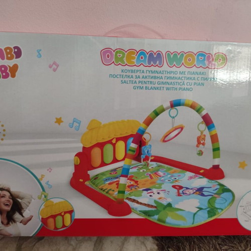 Kangaroo baby set like new with chair, relax and car seat