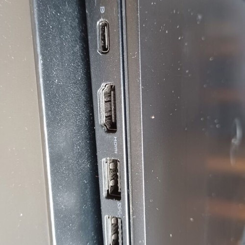 Dell latitude 7490 Touch Screen i5 7300u 8gb ram 512 ssd win10 pro 14"