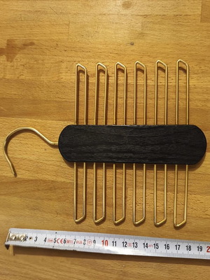 Tie hanger used