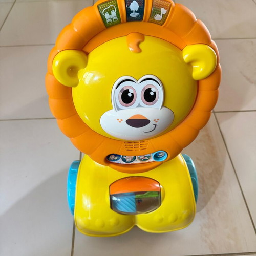 Winfun Kids Scooter 3 in 1 Lion Grow With Me like new