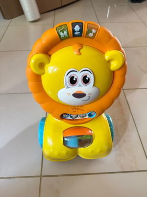 Winfun Kids Scooter 3 in 1 Lion Grow With Me like new