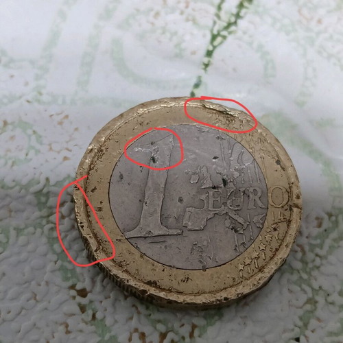 1 Euro Coin Italy 2002 used with minting error