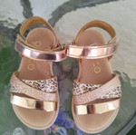 Sandals size 25 like new